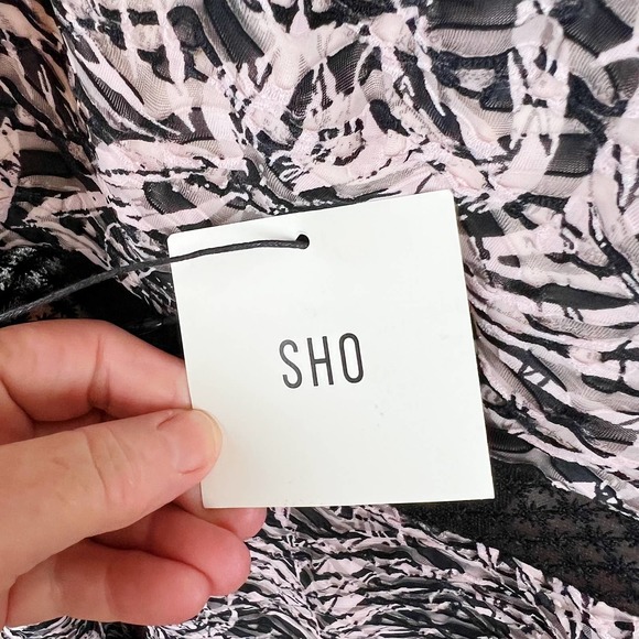 NWOT SHO by Tadashi Shoji Botanical Print Lace Inset Midi Dress in Black - Picture 9 of 16